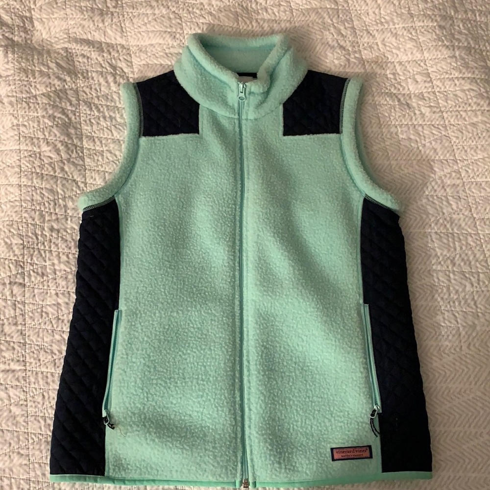 Vineyard vines vest